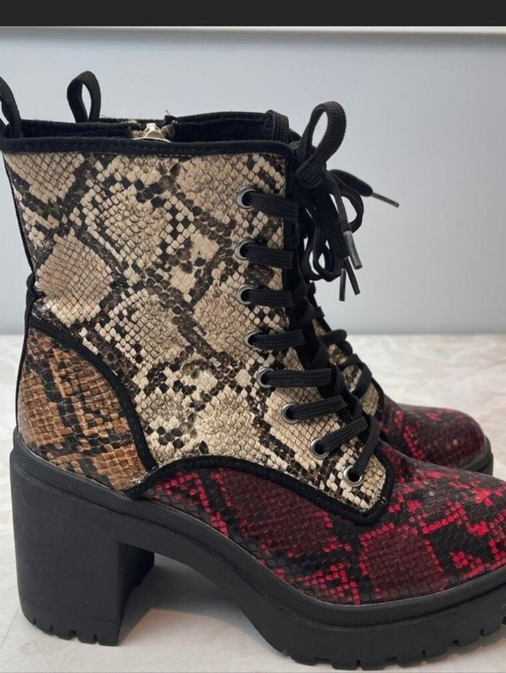 BAMBOO Red and Beige Snake-Print Lace-Up Chunky Heel Goth Punk Boots NWOT Sz 9 - Picture 6 of 11